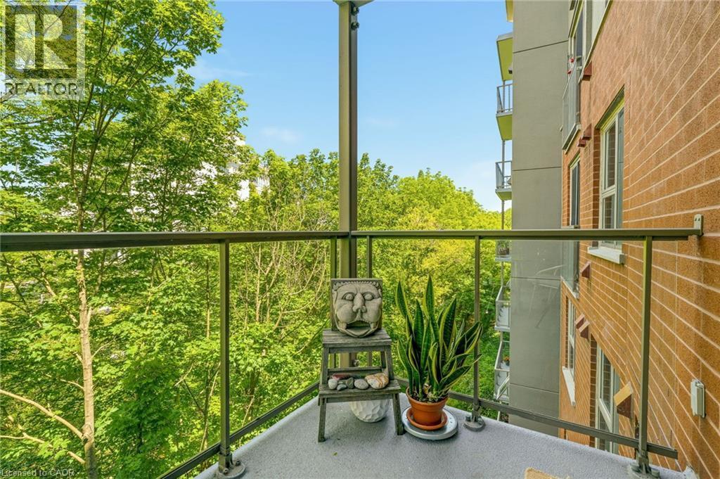 77 Governor'S Road Unit# 404, Dundas, ON