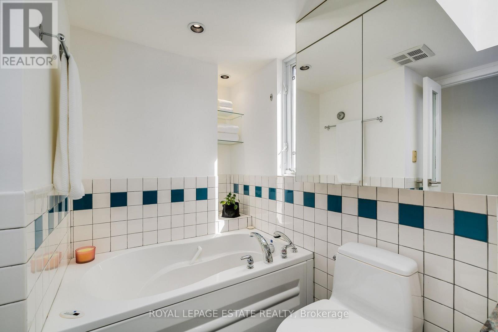 61 Seaton Street, Toronto, ON