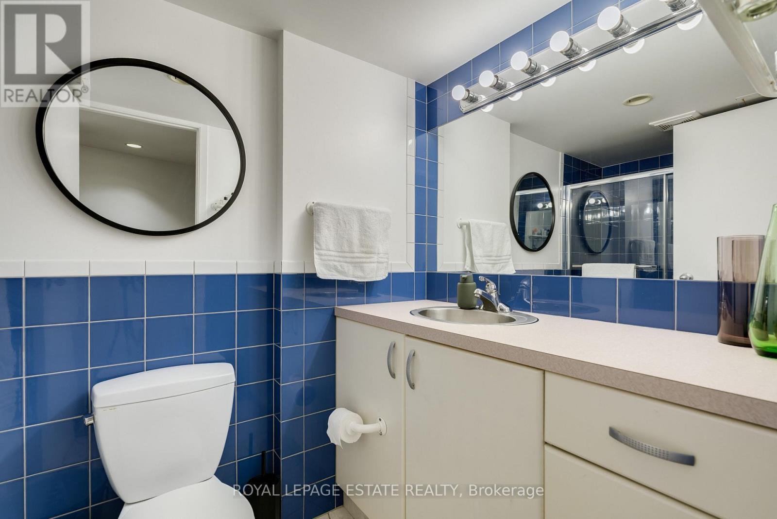 61 Seaton Street, Toronto, ON