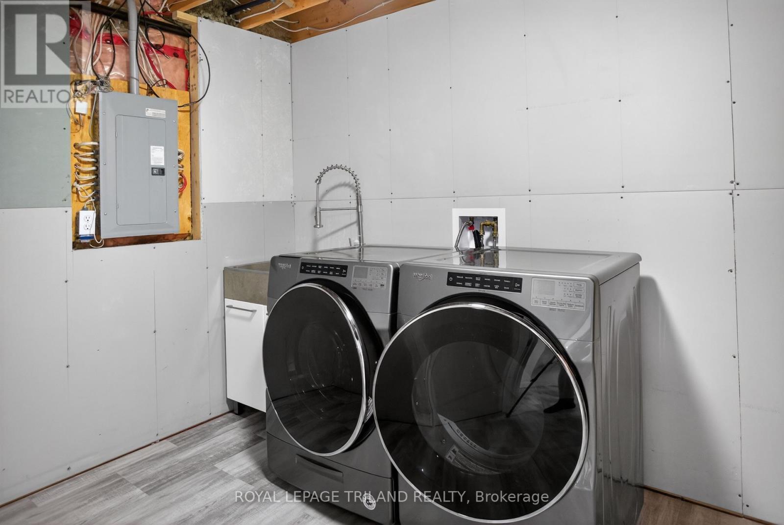 48 Cottonwood Drive, St. Thomas, ON