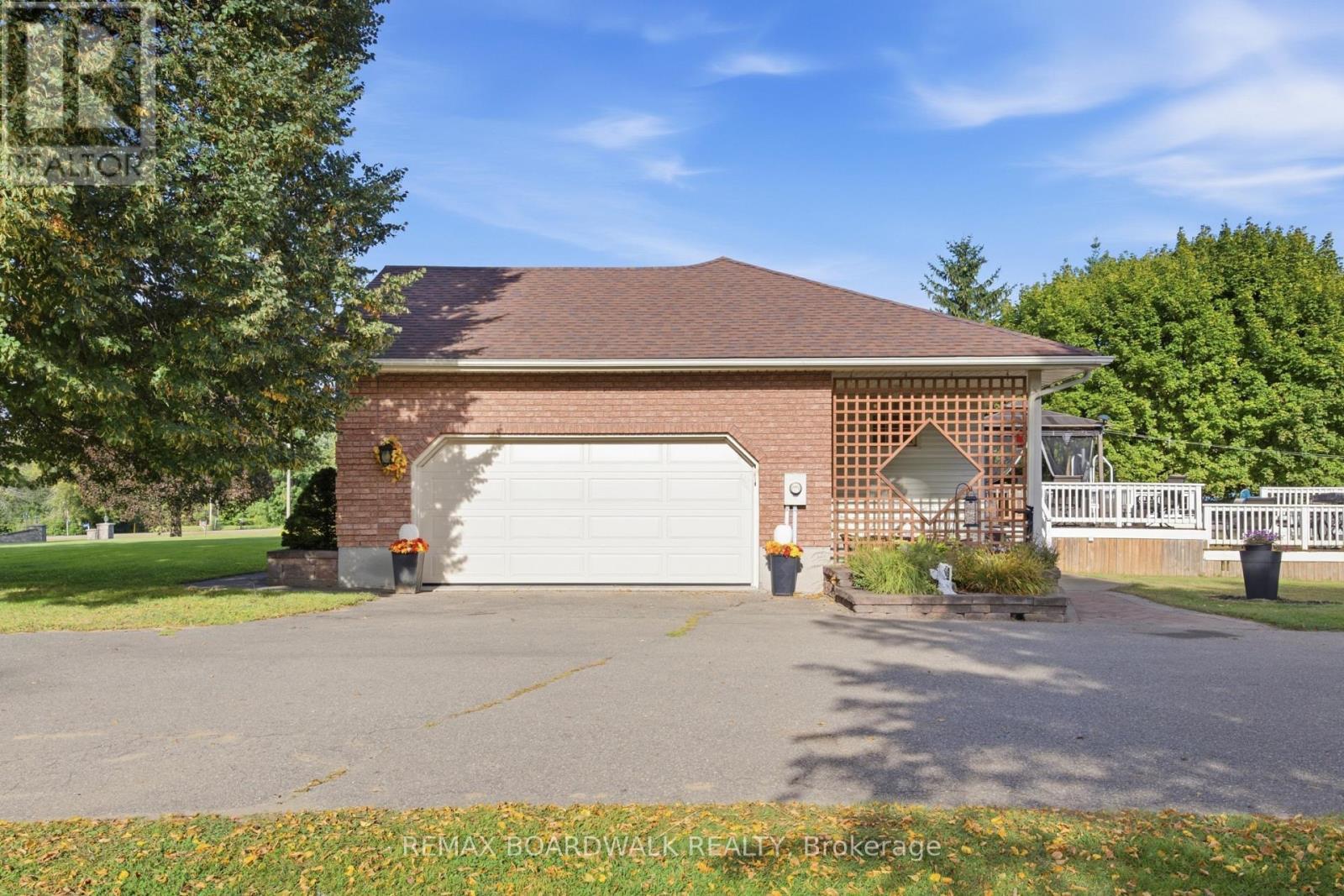 2725 Mcintosh Road, Augusta, ON