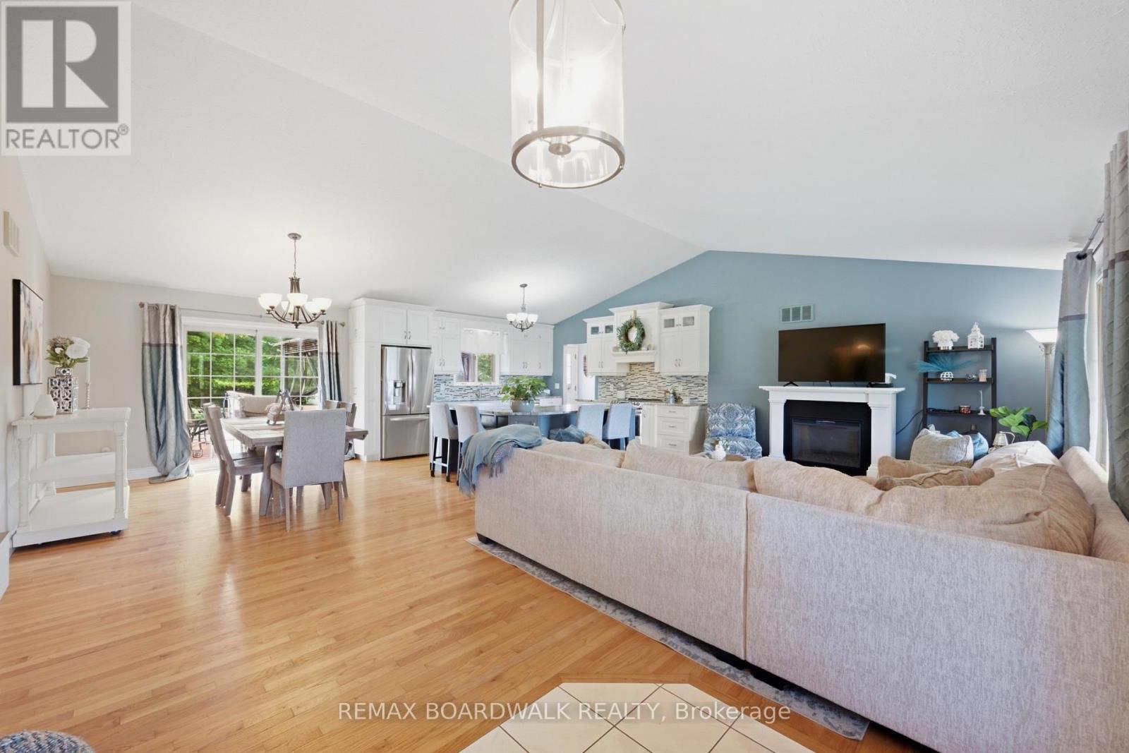 2725 Mcintosh Road, Augusta, ON