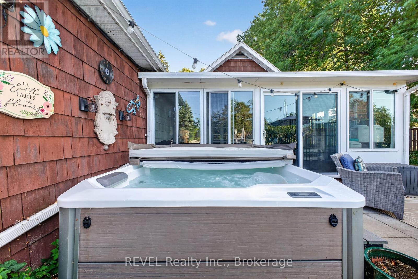 2631 Thompson Road, Fort Erie (Bowen), ON