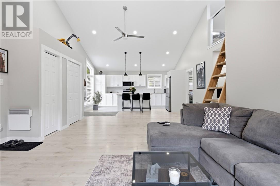 351 Elbow Lake Road, Estaire, ON