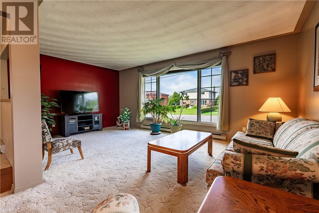 1184 Drummond Street, Sudbury, ON