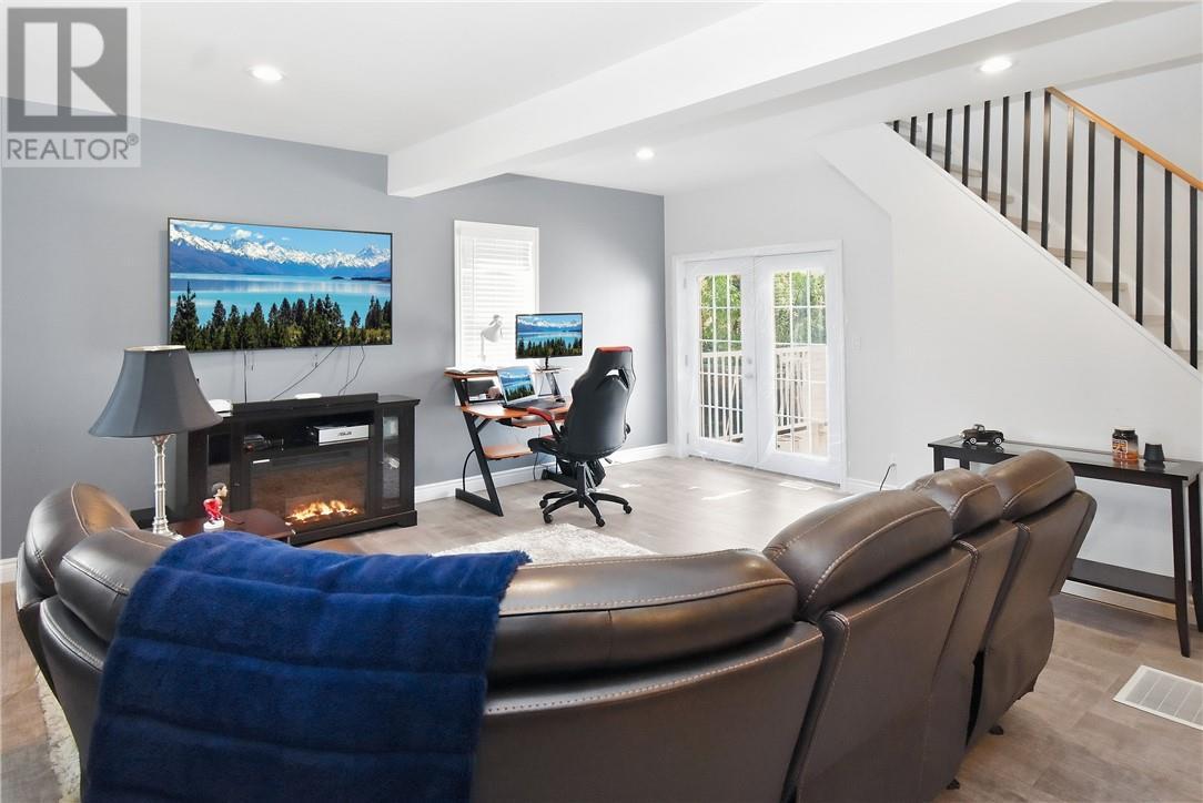 2 Evans Road, Copper Cliff, ON