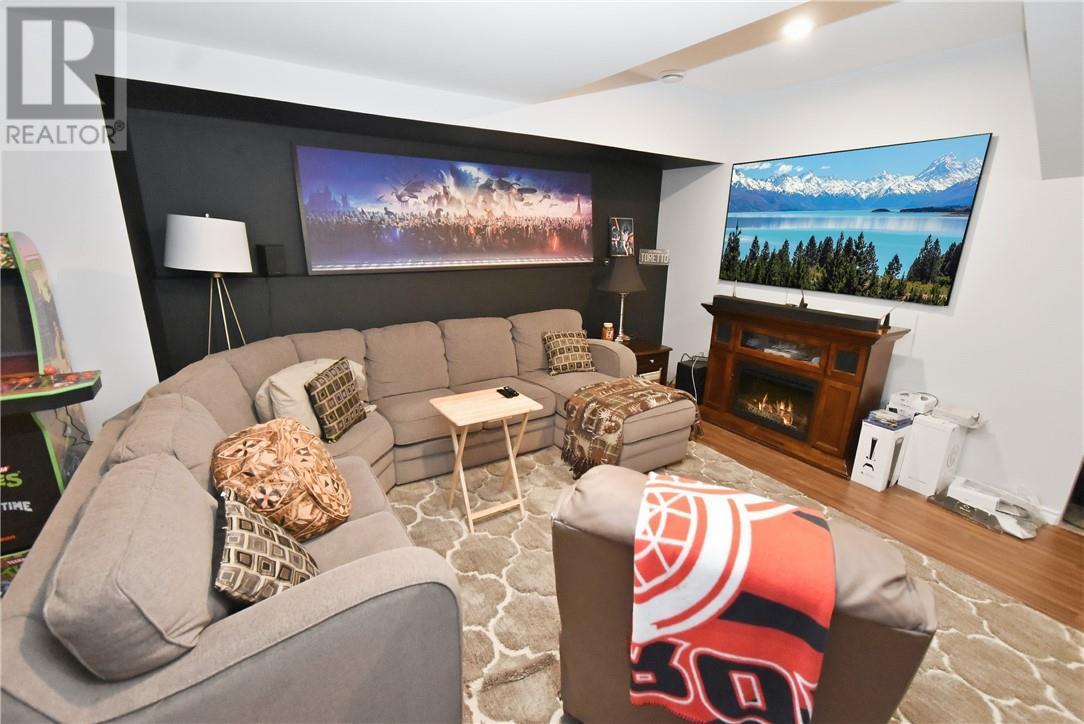 2 Evans Road, Copper Cliff, ON