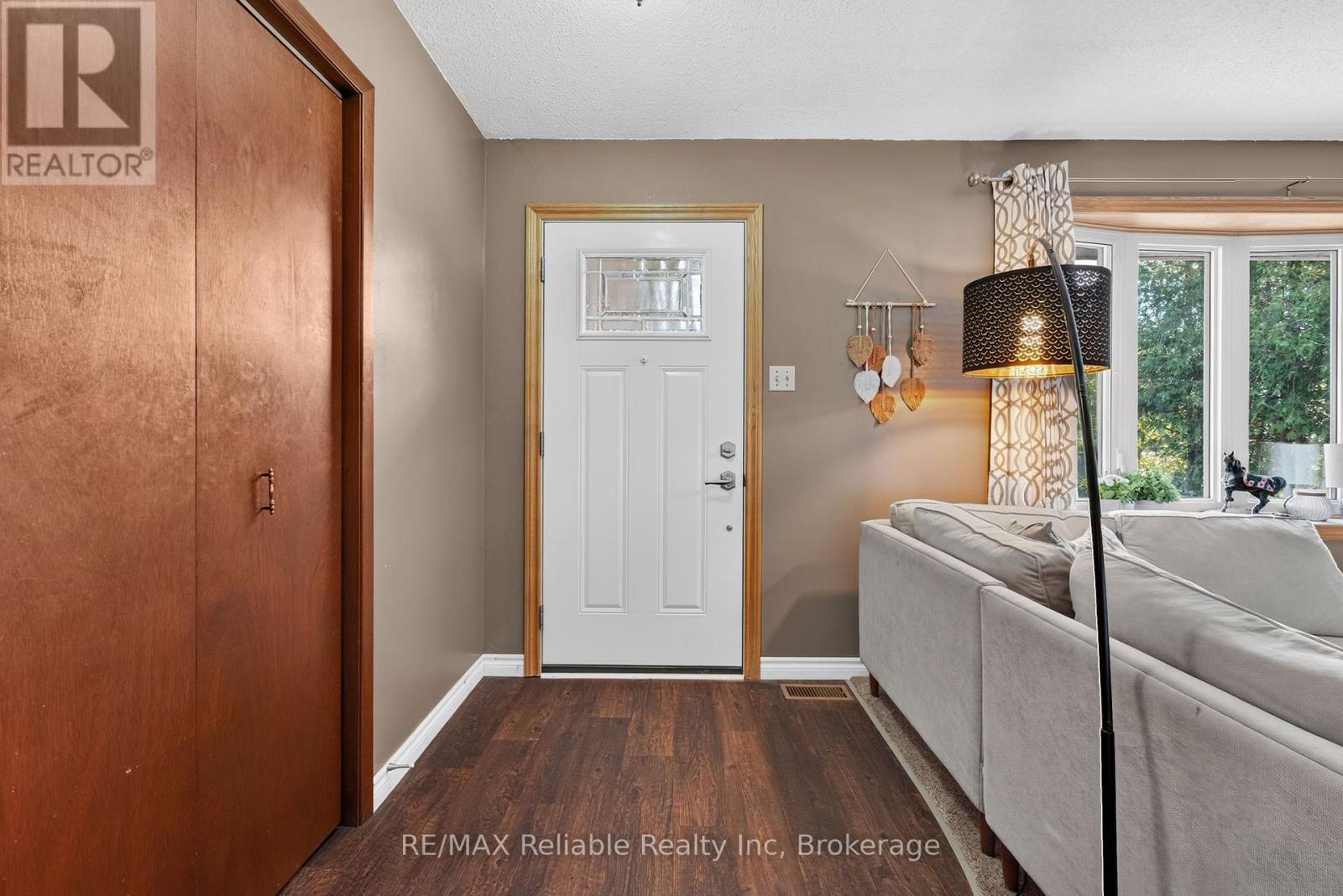 38823 Vienna Street, Bluewater (Stanley), ON