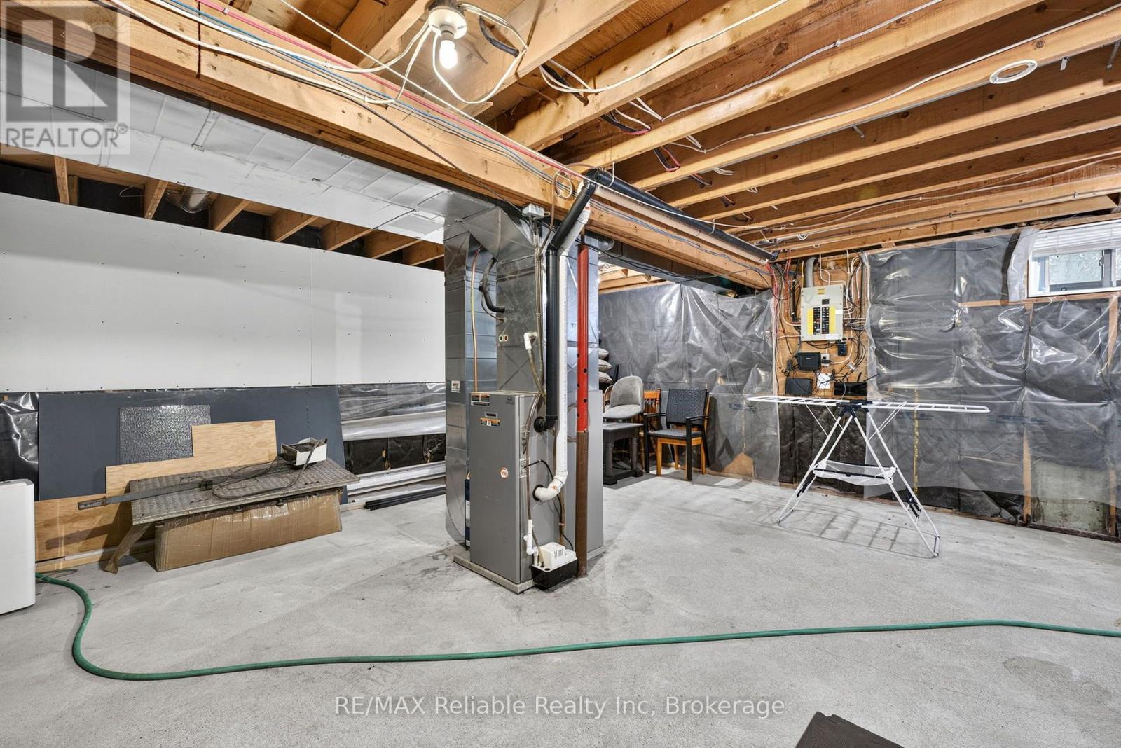 38823 Vienna Street, Bluewater (Stanley), ON