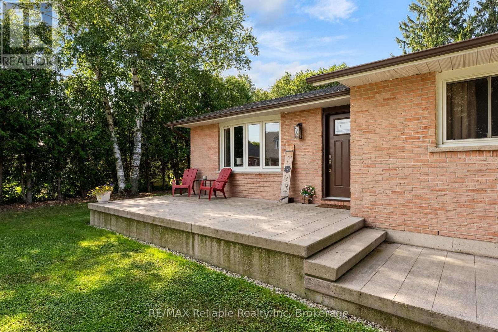 38823 Vienna Street, Bluewater (Stanley), ON