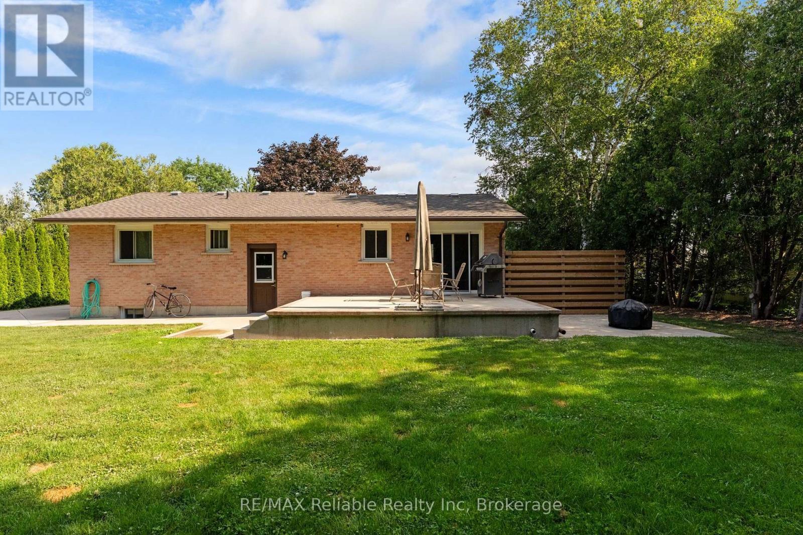 38823 Vienna Street, Bluewater (Stanley), ON