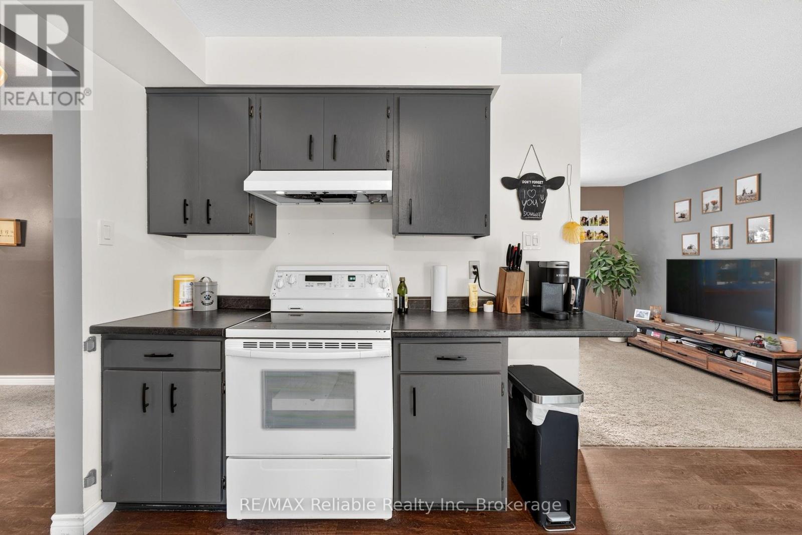 38823 Vienna Street, Bluewater (Stanley), ON
