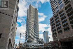 1402 - 11 WELLESLEY STREET W Toronto, ON M4Y 0G4
