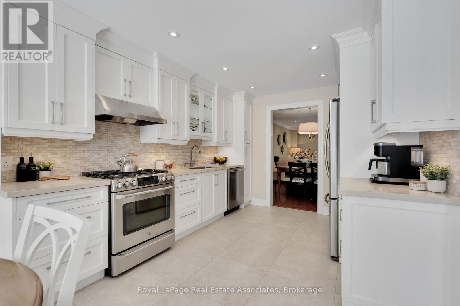 Kitchen - 29 - 3265 South Millway, Mississauga, ON