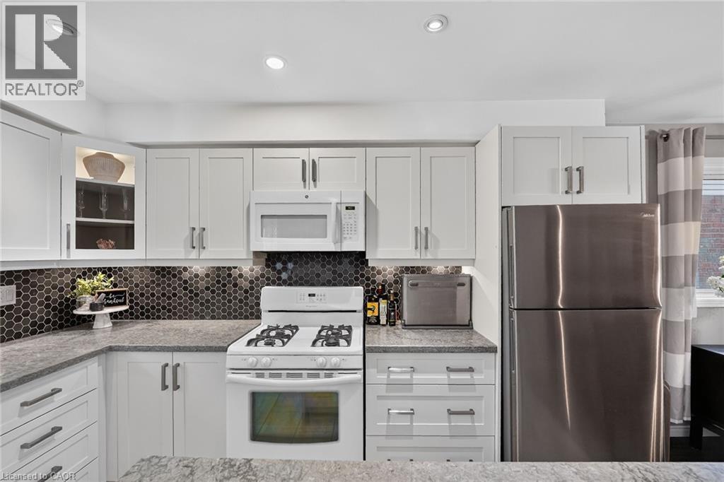31 Princess Boulevard, Grimsby, ON