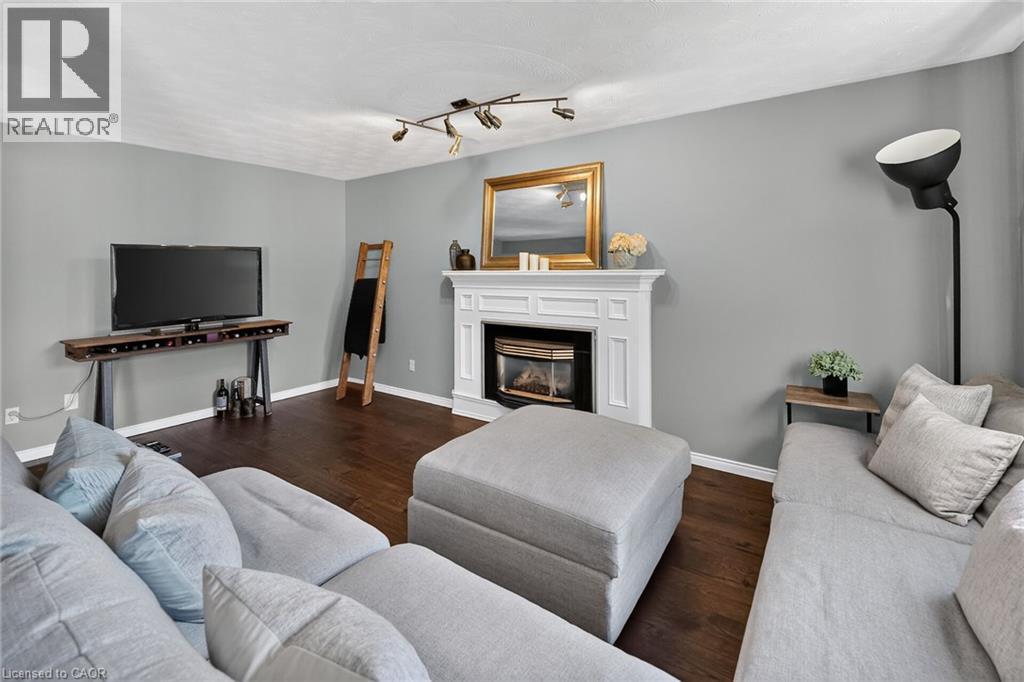 31 Princess Boulevard, Grimsby, ON