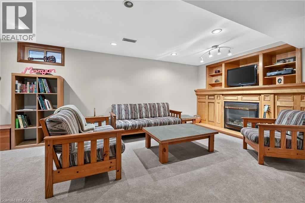 31 Princess Boulevard, Grimsby, ON