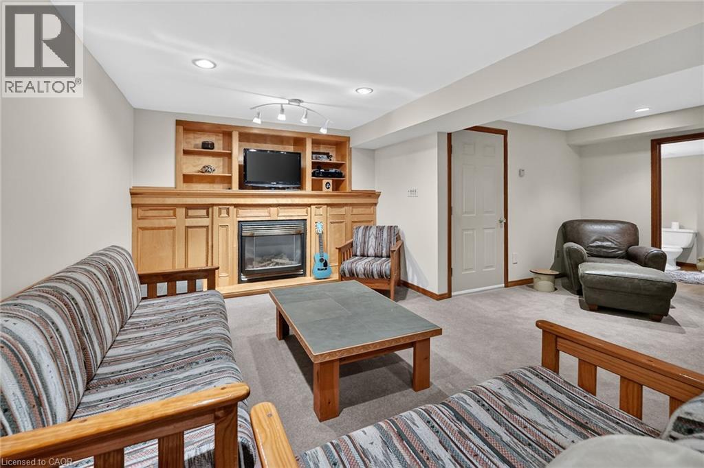 31 Princess Boulevard, Grimsby, ON
