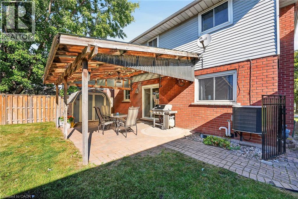 31 Princess Boulevard, Grimsby, ON