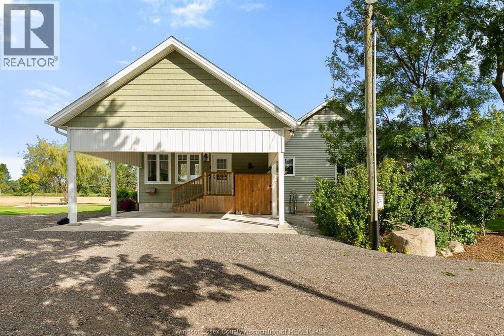1642 Road 2 West, Kingsville, ON
