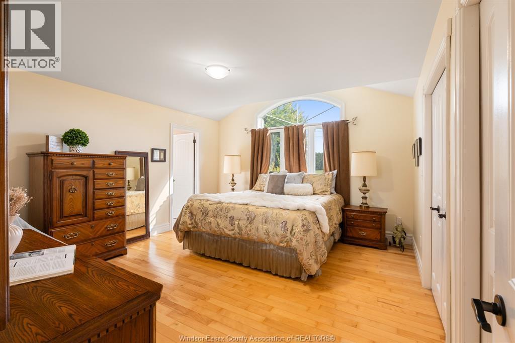 1642 Road 2 West, Kingsville, ON