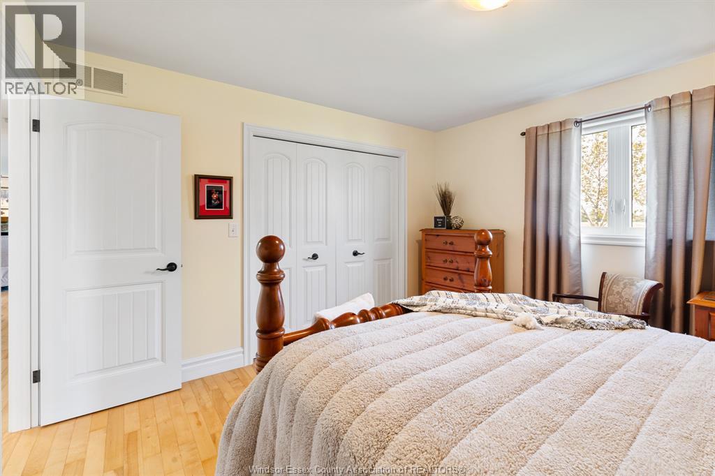 1642 Road 2 West, Kingsville, ON