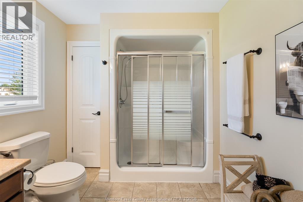 1642 Road 2 West, Kingsville, ON
