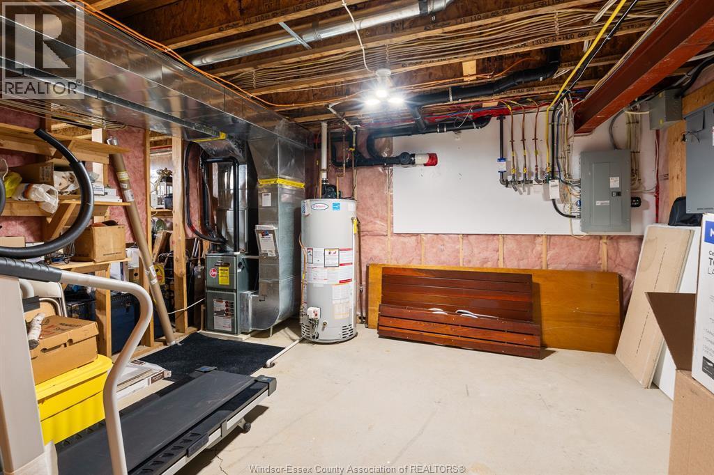 1642 Road 2 West, Kingsville, ON