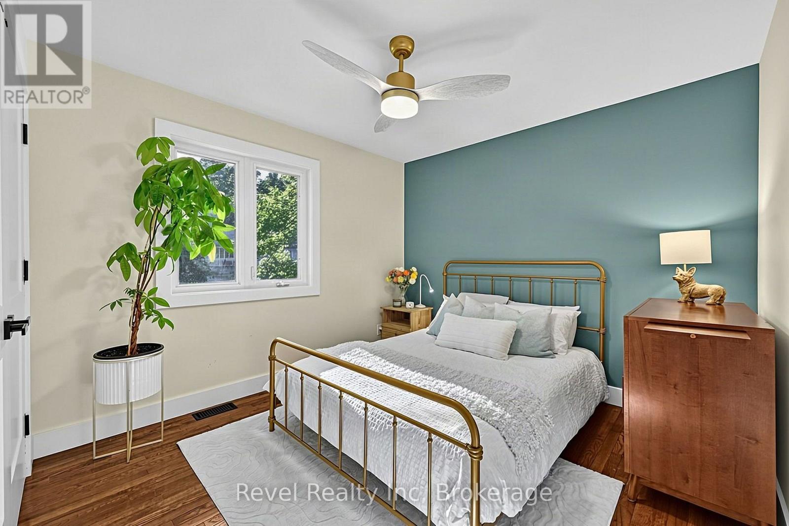 18 Rue Vanier Road, Tiny (Lafontaine), ON