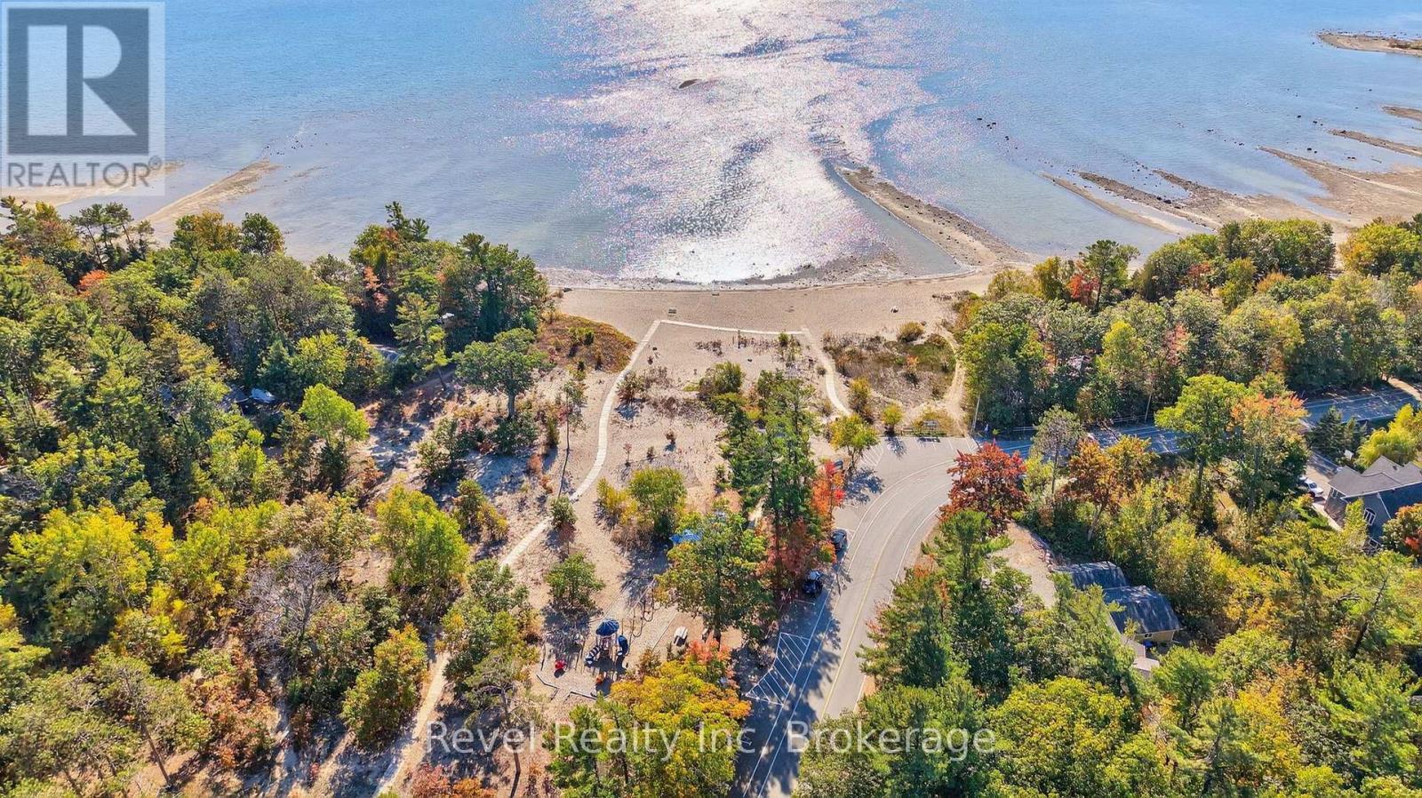 18 Rue Vanier Road, Tiny (Lafontaine), ON