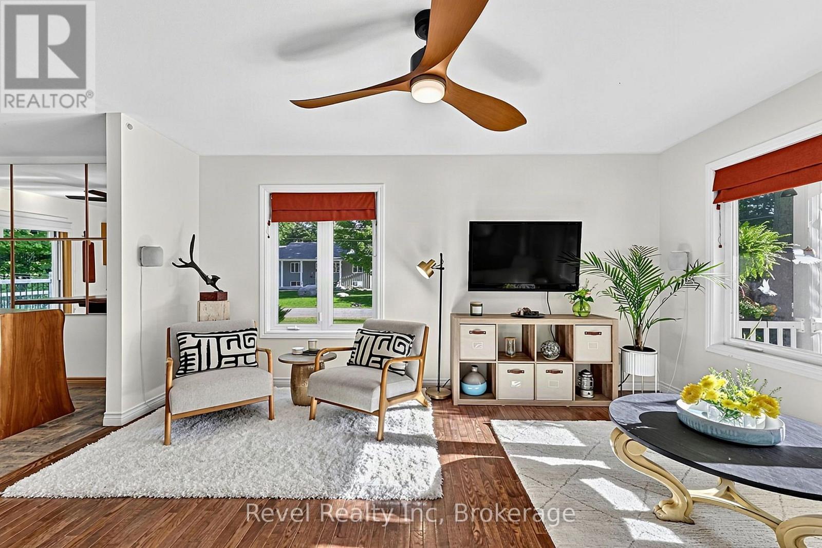 18 Rue Vanier Road, Tiny (Lafontaine), ON