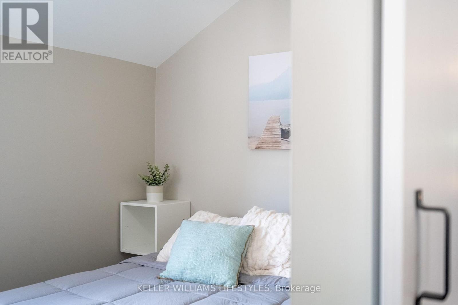 6371 Cottage Way Lane, Lambton Shores, ON