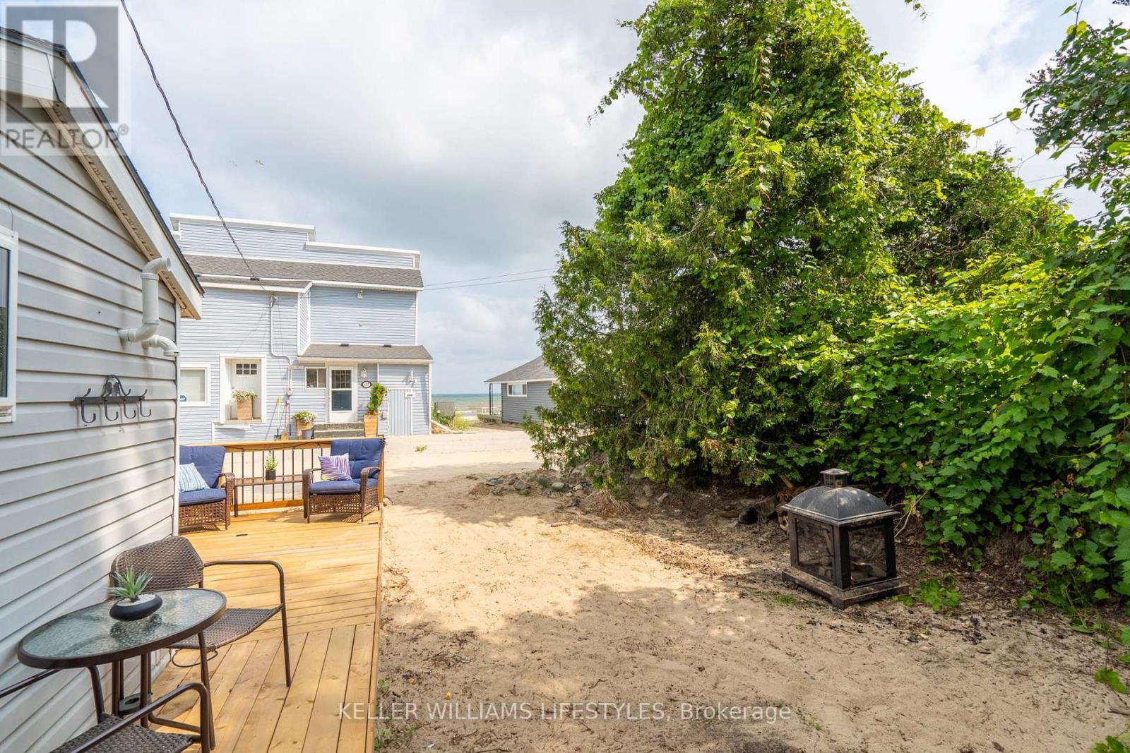 6371 Cottage Way Lane, Lambton Shores, ON