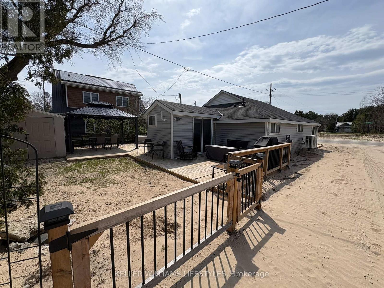 6371 Cottage Way Lane, Lambton Shores, ON