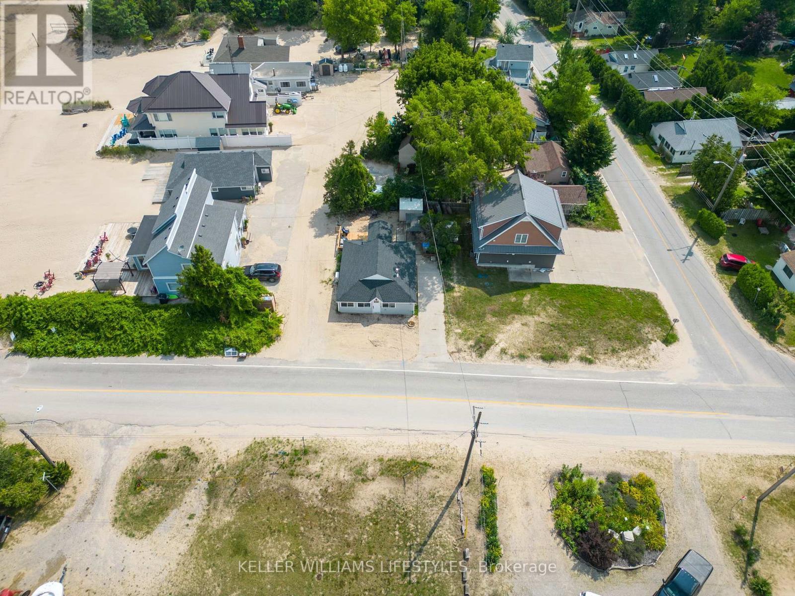 6371 Cottage Way Lane, Lambton Shores, ON