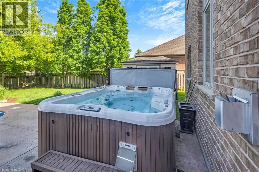 211 Terrace Wood Crescent, Kitchener, ON