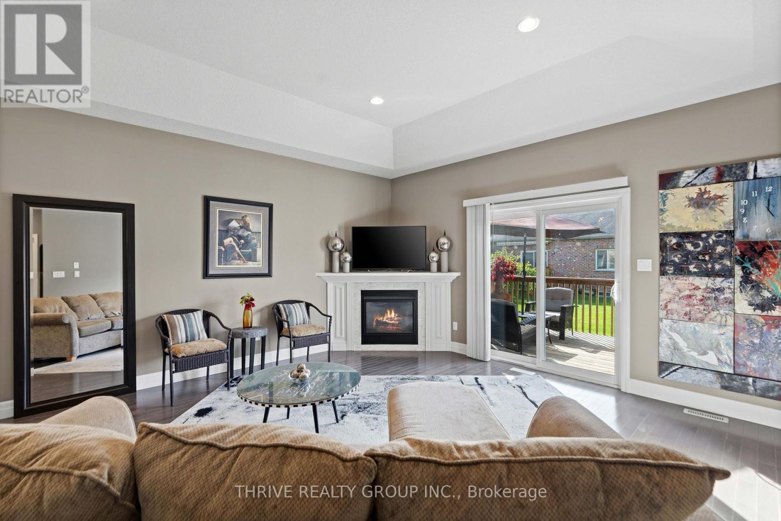 19 - 220 Walnut Street, Lucan Biddulph (Lucan), ON