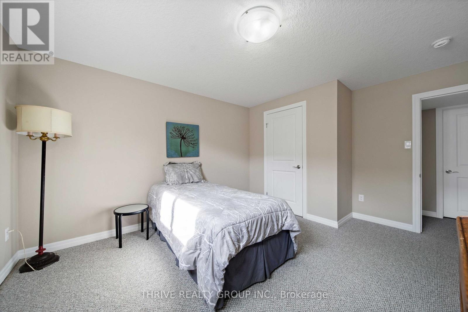 19 - 220 Walnut Street, Lucan Biddulph (Lucan), ON