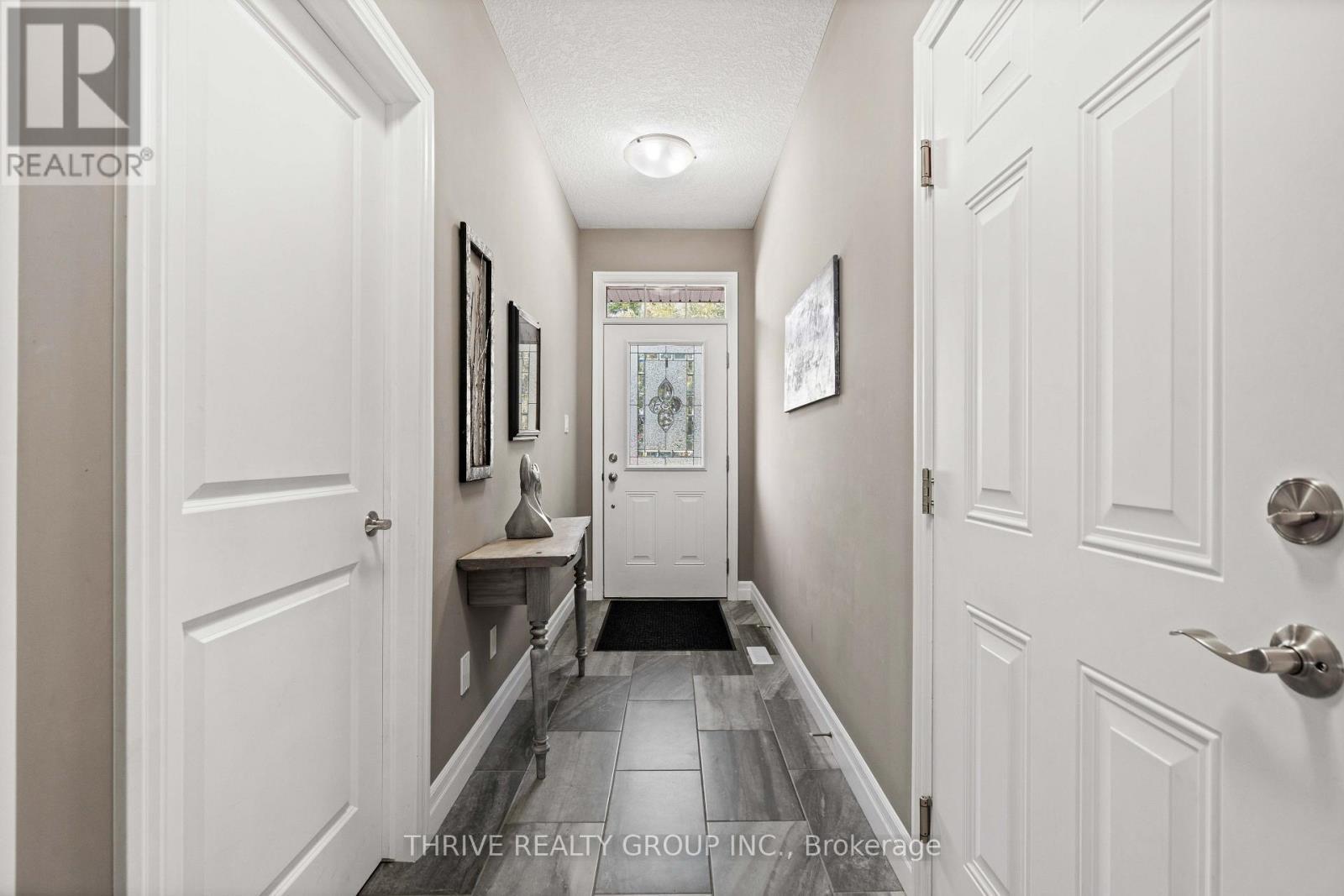 19 - 220 Walnut Street, Lucan Biddulph (Lucan), ON