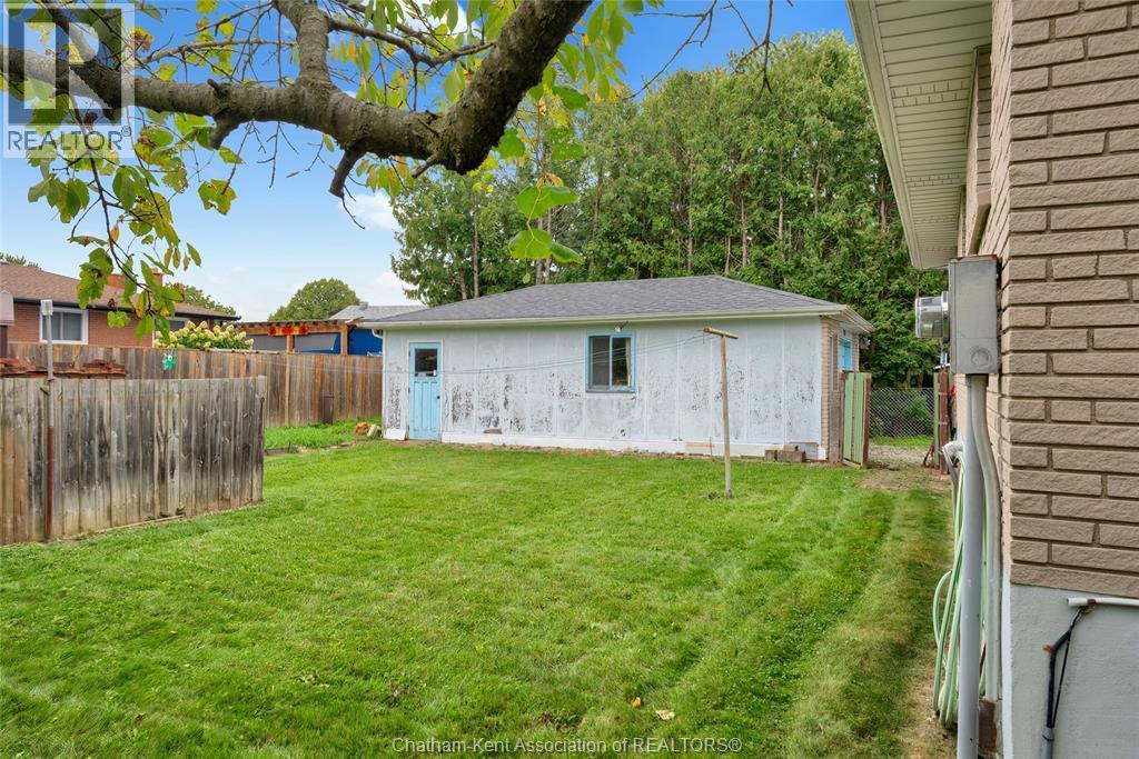 524 Dora Drive, Wallaceburg, ON