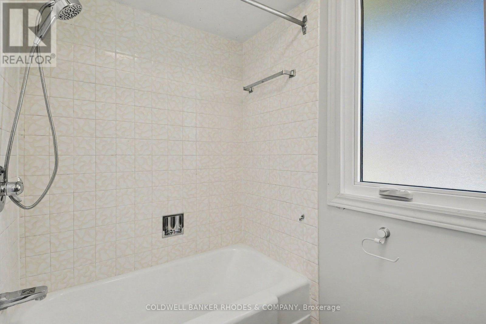 659 Ingram Crescent, Ottawa, ON