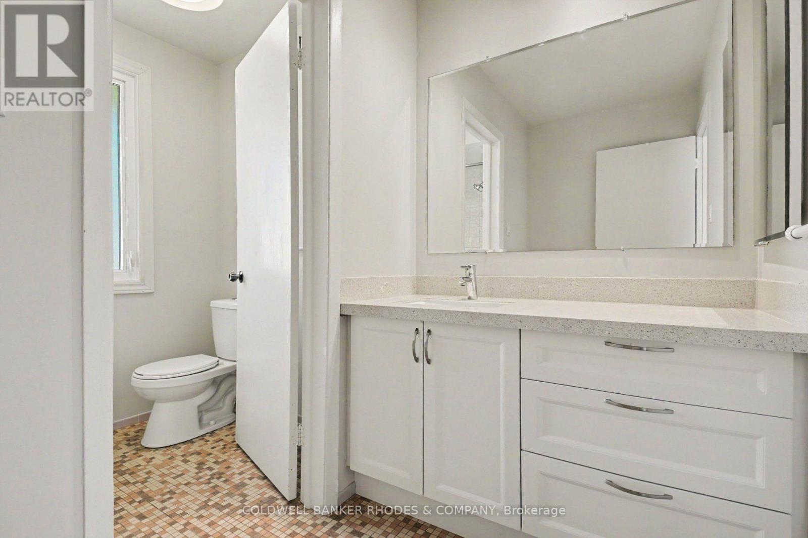659 Ingram Crescent, Ottawa, ON