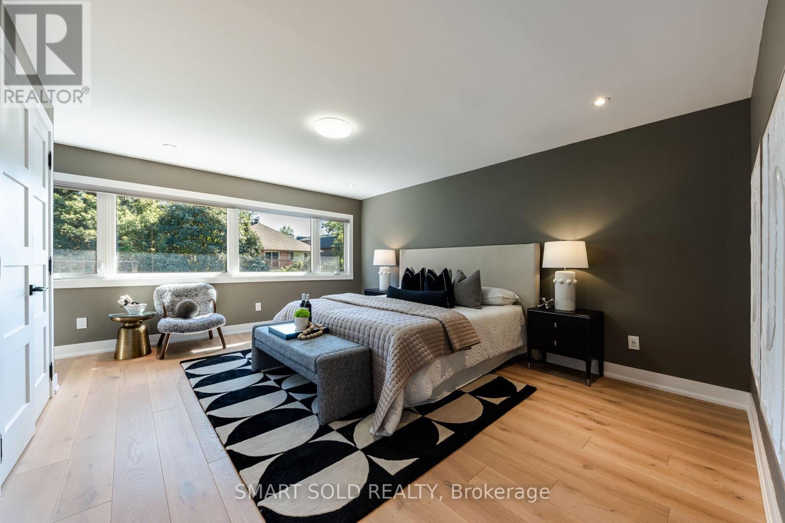 231 Hounslow Avenue, Toronto, ON