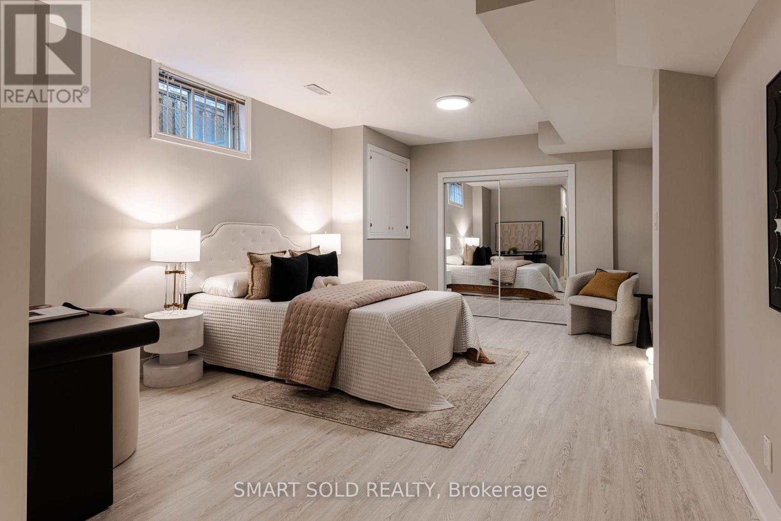 231 Hounslow Avenue, Toronto, ON