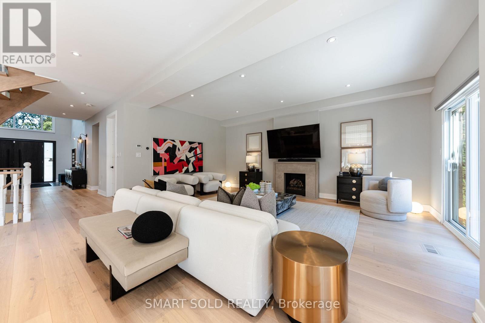231 Hounslow Avenue, Toronto, ON