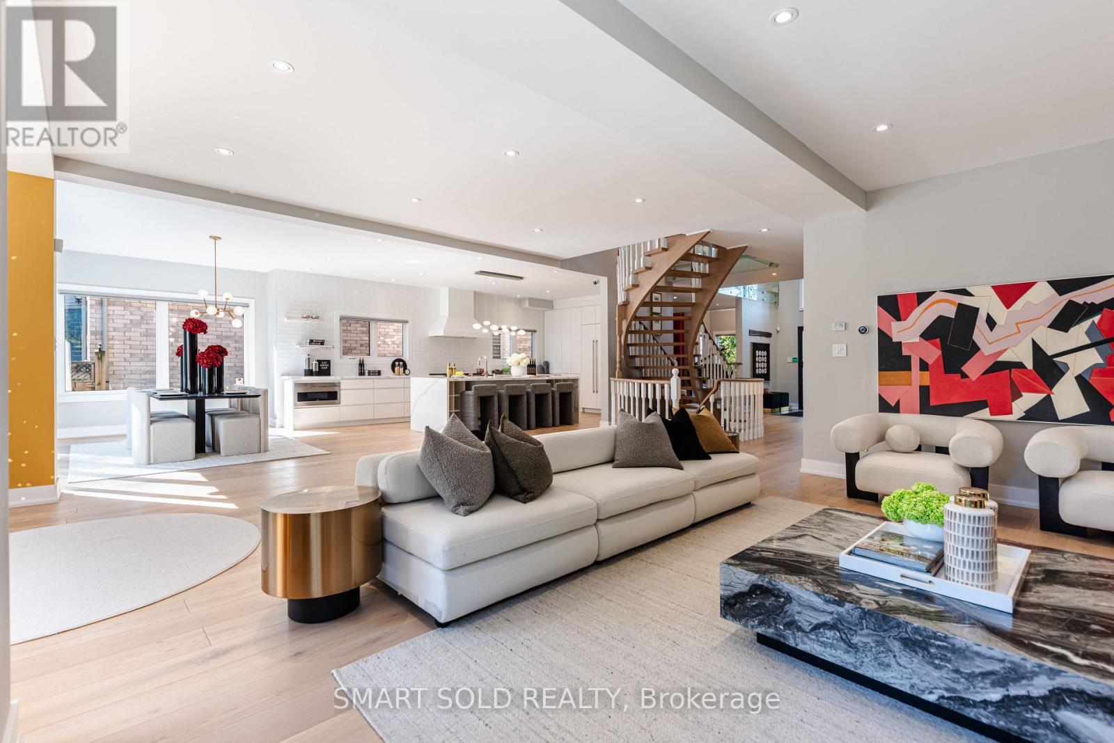 231 Hounslow Avenue, Toronto, ON