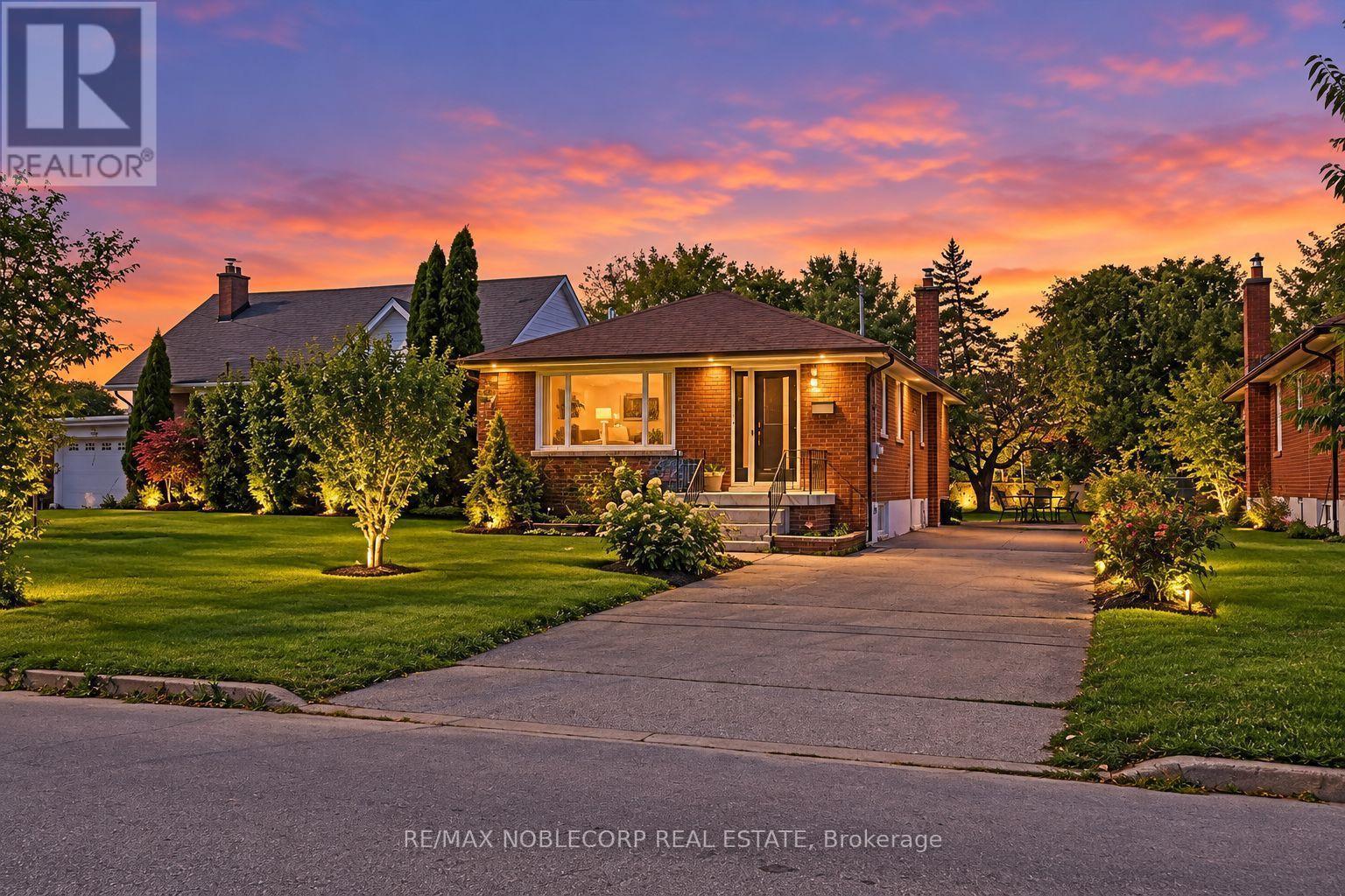 66 Gooderham Drive, Toronto, ON