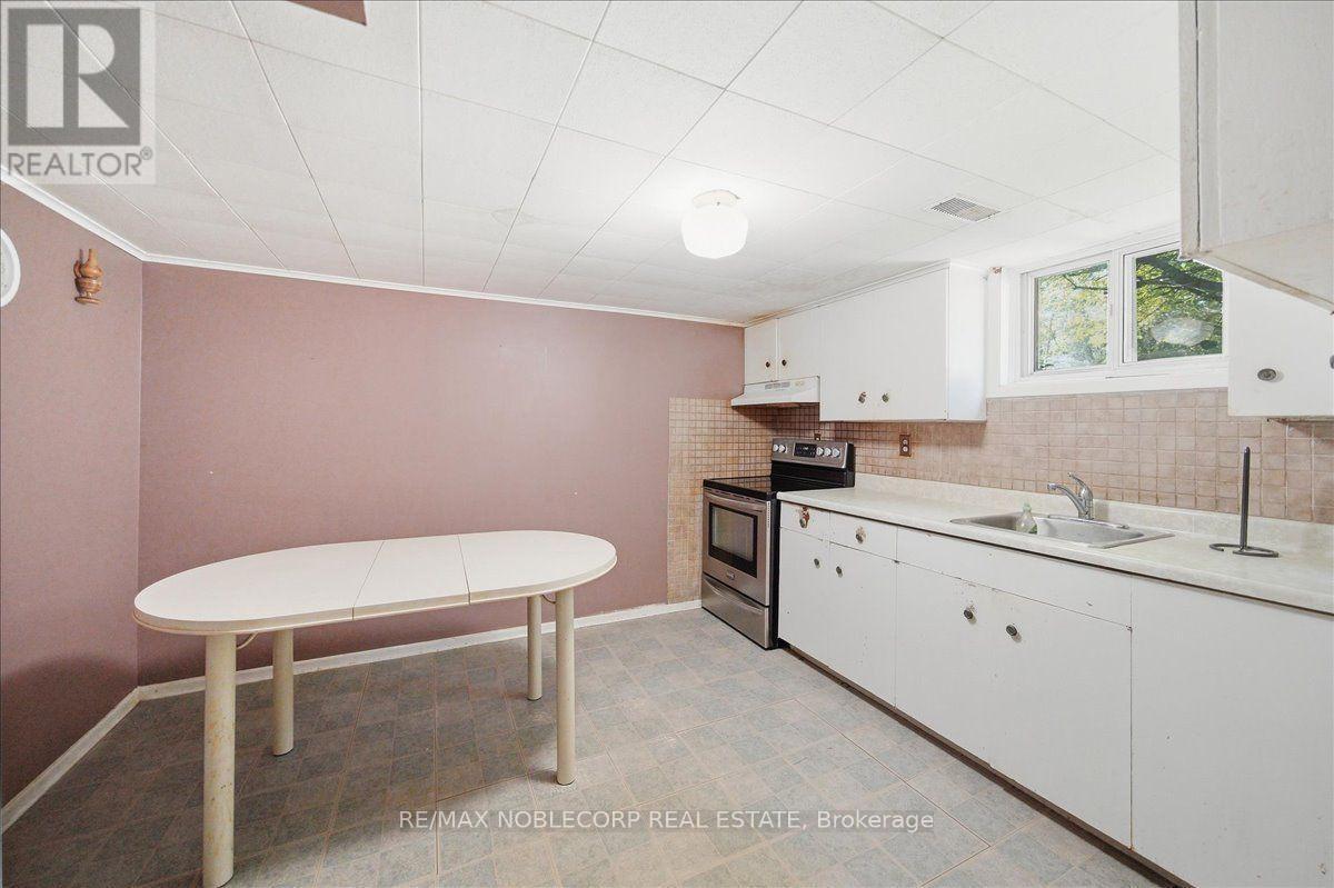 66 Gooderham Drive, Toronto, ON