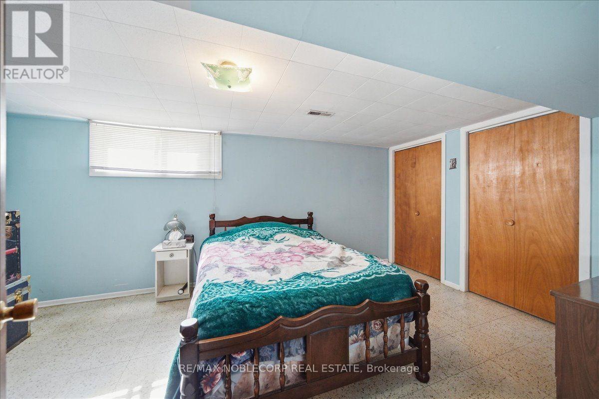 66 Gooderham Drive, Toronto, ON