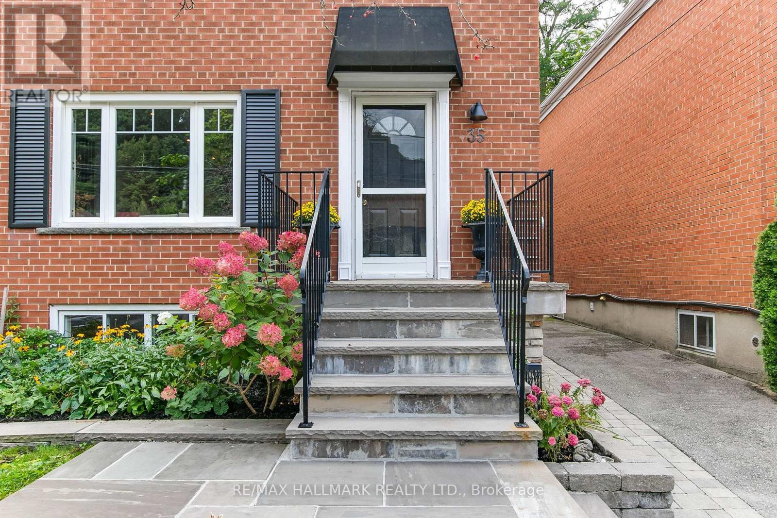 35 Love Crescent, Toronto, ON